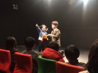 어울림 소극장에 등장한 꼬마 마술사는 누구?