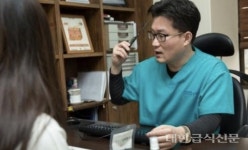 [김만재 원장의 올바른 탈모치료-27] 여성 정수리탈모 고민, 병원 통해 건강상태부터 체크해야