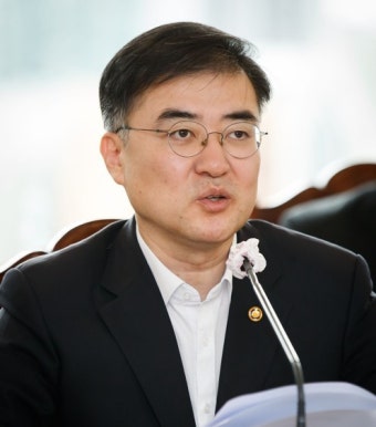 손병두 