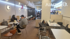 [현장] 낮과밤 다른 GS25 도어투성수 가보니