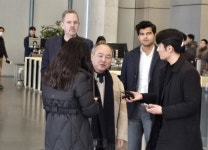 이재용 삼성, 울트먼 오픈AI CEO 만나 미래 AI 동맹