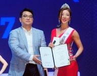 2017 월드 핏스타 코리아 본상 1위 김유리, 건강한 아름다움 시선 집중