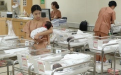 7월 출생아 2만5263명 '역대 최저' ... 44개월째 감소 이어져