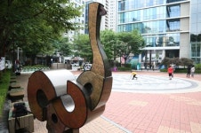 밖으로 나온 미술관!… 구로구, 야외 조각전시회견생전(見生展)개최