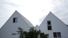 [EBS 건축탐구-집] 창원 고벽돌 마산과수원집, 청도 임당리 주택 하얀집…가족위한 고향집