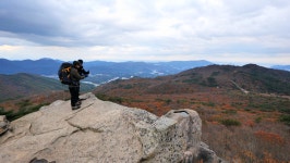 [영상앨범 산] 부산 금정산 의상봉·고당봉…기암괴석·수직절벽에 동해·남해 한눈에