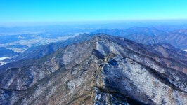 [영상앨범 산] 9개 봉우리 병풍처럼, 충북 보은 구병산…오세진, 신선대~쌀난바위 산행