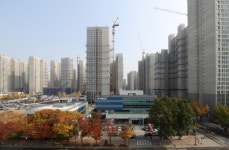 1만 2천 가구 강동구 포레온, 전세매물 쏟아져 ... 전셋집 2040개, 105% 급증