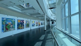 풀무원푸드앤컬처, 부산엑스더스카이 100층 전망대에서 웃는 고양이 무슈샤 특별전 개최... 세계적 그래피티 아티스트 토마 뷔유의 무슈샤... 