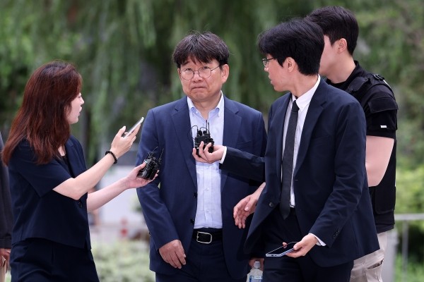 김건희 집사 김예성 씨, 귀국 후 공항에서 특검에 체포돼IMS모빌리티 투자 의혹 수사 예정