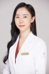 건조한 환경은 피부 탄력 저하와 주름 야기…동안을 유지하는 식습관, 생활습관 피부과 시술을 알아보자