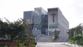 수지선한목자교회 강대형 목사 아프리카 선교 후 복귀?…경기연회, 재판 전 중재 추진했지만 결렬