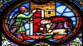 [김현지의 경건한 청음]  오늘 밤이 다른 밤과 다른 이유