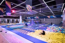 트램폴린과 팀빌딩이 결합된 이색 워크숍 장소 바운스 트램폴린 파크 눈길