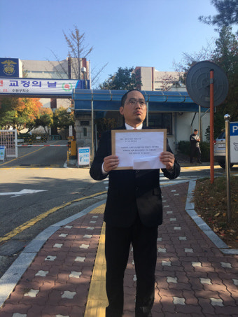 최대집 회장, 구속된 가정의학과 전공의 만나…