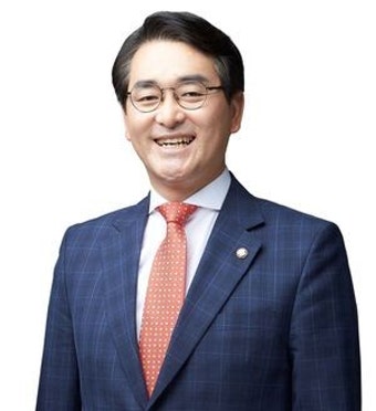박용진 의원, 삼성바이오로직스 관련 압수수색에 대한 입장문 발표