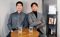 정신건강의학과 전문의-시각디자이너 만나 마음감기 앱 탄생