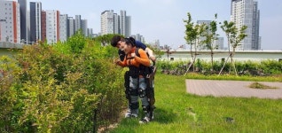 화성 동탄 아르딤복지관, 웨어러블 재활로봇 엑소아틀레트 도입