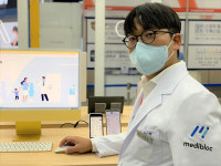 스마트폰으로 환자 사진 찍어 EMR에 바로 전송…메디블록, 차별화된 클라우드EMR 승부수