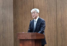 안덕선 의평원장 의평원 미인증 의대 1년 유예 조항, 상황 따라 실행되지 않을 수 있어