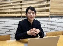 AI와 미래 의사 임채영 작가 “AI 발전으로 의사 업무 부담 줄여…숫자에 치우친 의대증원 정책은 잘못”