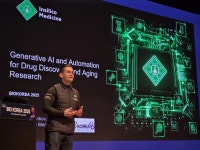 인실리코 메디신 초지능 AI로 노화 연구 혁신 꿈꾼다…수명 연장 기술 선도