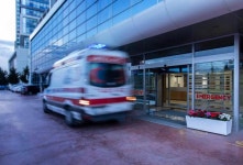 경증환자, 야간에 갈 병원 없어 대학병원 응급실 간다…지역사회 응급케어 클리닉 확충해야