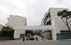 LG·현대차·두산·SK 재벌2세들, 60억대 한남더힐 테라스에 둥지