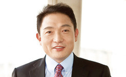 윤재승 대웅제약 회장, 대웅바이오·대웅재단 이사 사퇴 안했다