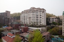 대한민국 0.1%만의 공동주택 ⑪ 이건희 벙커 유명세 서초동 트라움하우스