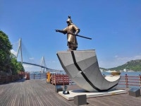 케이블카 아래 펼쳐진 도시와 산과 바다, 목포 고하도