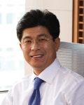 25세에 상속한 나이스그룹 오너 2세 김원우, 경영 승계는 언제쯤…