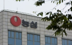 23년 만에 최저 매출 메가마트 두고 계열분리설 솔솔