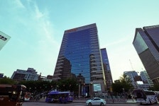 [단독] 동화면세점 광화문 사옥 일부 매각…호텔신라에 빚 갚나