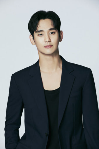 [단독] 배우 김수현, 초고가 아파트 '갤러리아포레' 또 사들여 3채 보유