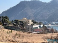 [단독] 신천지 1·2인자 이만희·김남희, 재산 분쟁으로 평화의 궁전 토지까지 경매로
