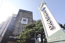 [비즈피플] 신성통상 자진 상폐 재추진, 염태순 회장 비난 받는 까닭