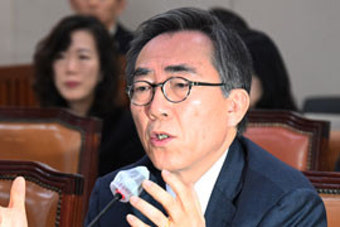 조태열 외교부 장관 | 당당한 외교, 좌우 두 날개로