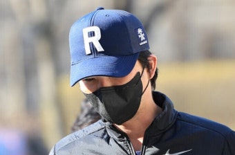 檢, 후배 협박해 마약류 대리 처방한 오재원에 징역 4년 구형 | ‘마약류관리법’ 세 번째 기소
