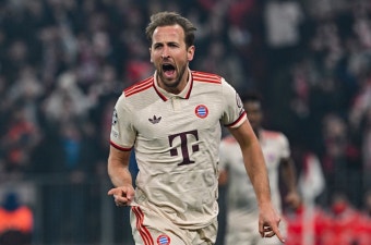 바이에른 뮌헨, UCL 16강 1차전서 레버쿠젠 3-0 완파  | '황인범 결장' 페예노르트, 인터밀란에 0-2 패배