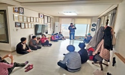 동해소방서, 봄철 산불 위험 대비 경로당 맞춤형 안전교육 실시