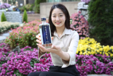 GS25, 전통주 발굴 앞장...전북 무주 전통 소주 ‘밤빛머루’ 출시