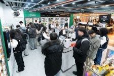 세븐일레븐, 차세대 가맹모델 뉴웨이브로 승부수 띄웠다