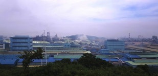 실향의 아픔을 딛고선 공단역, 온산역