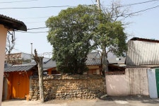 옥산(玉山), 백택안산(白澤安山), 그리고 수정마을