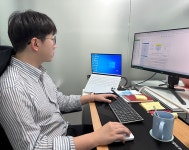 “크리에이터들의 등용문으로 창작활동의 필수적 플랫폼이 되고 싶습니다”