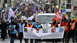 프랑스 공공부문 노동조합, 예산삭감 반대 24시간 파업