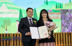 백년숲사회적협동조합 대통령 표창 수상...기초지자체 산림계획으로 숲 거버넌스 구축