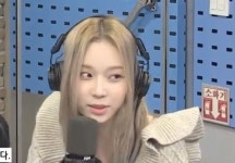블루베리 스무디~♥···귀에 쏙쏙 들어오는 경상도 사투리로 남심 뒤흔든 에스파 윈터 (영상)
