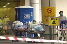 코로나 검사 결과지 없어 배 속 아기와 함께 응급실 앞에서 숨진 임신부